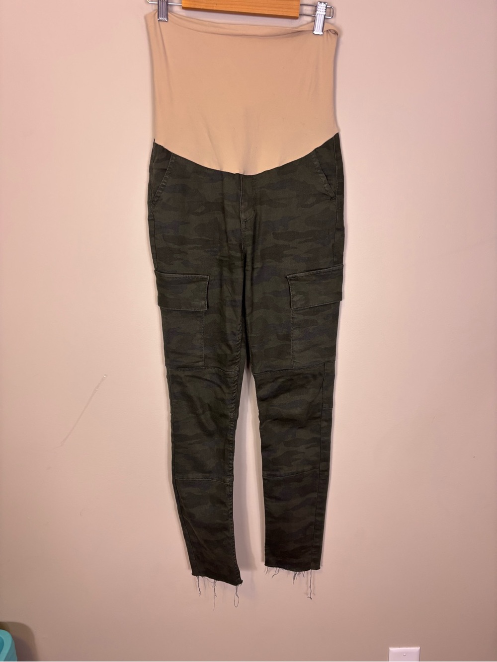 Joe's Jeans Olive Camo Skinny Cargo Maternity Jeans with Beige Panel 26